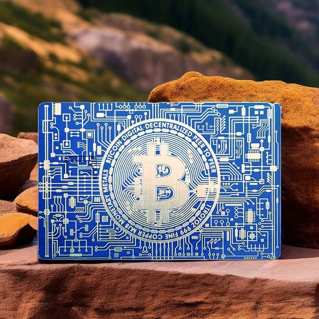 Carte-cadeau luxueuse en métal, taille de carte de crédit, fente pour puce avec rayure magnétique, panneau de signature, prestige emblème
