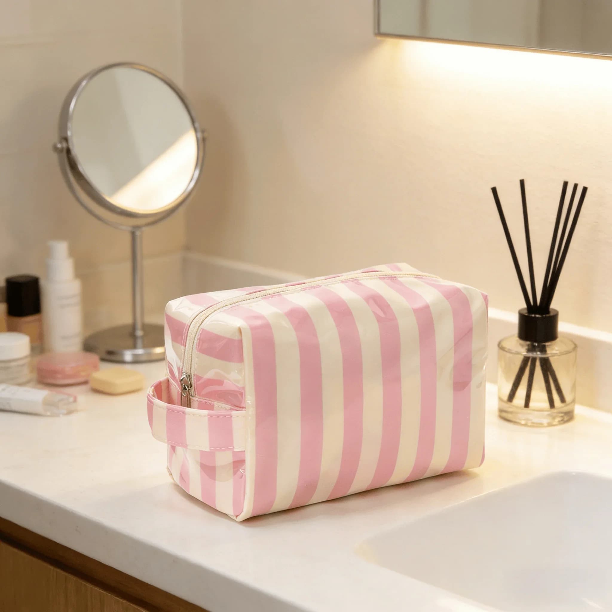 Trousse de toilette rayée pour femmes et filles, sac de rangement de voyage pour articles de toilette, sac de rangement et organisateur de maquillage pour femmes, sacs portables