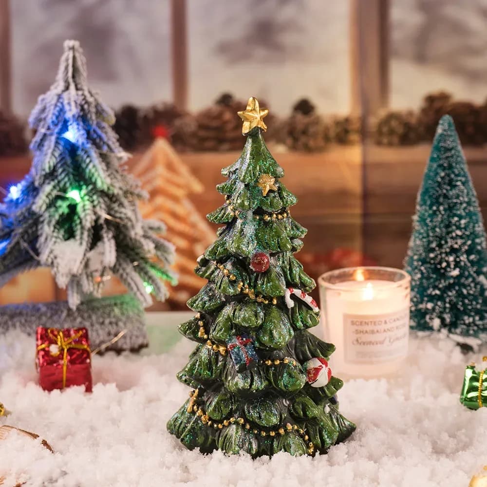 Petite Figurine d'arbre de noël en résine