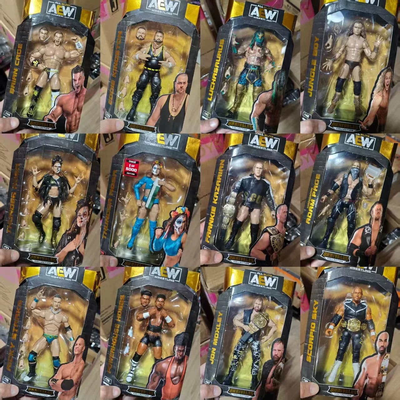 Figurines de collection de lutteurs articulées authentiques avec boîte, pour homme et femme, jouets de collection