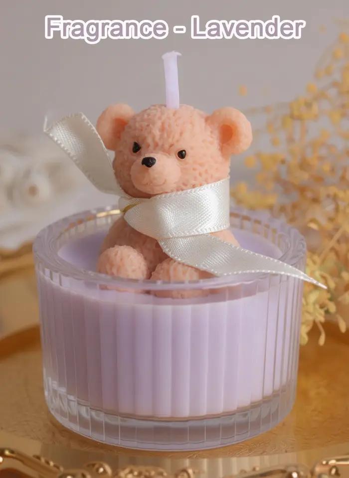 Bougie de soja en forme d'ours en peluche de luxe parfumée dans un pot en verre avec ruban