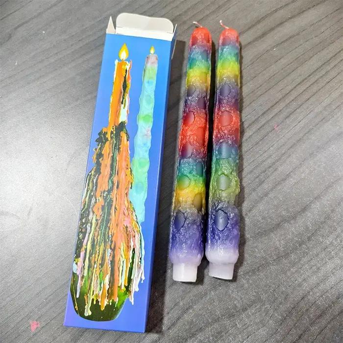 Bougies colorées en forme de larme pour un usage domestique