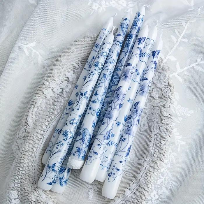 Bougies parfumées coniques bleues et blanches pour décoration d'intérieur dîner aux chandelles mariage anniversaire
