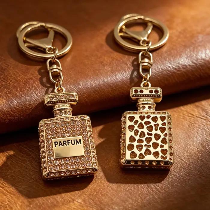  Porte-clés en forme de flacon de parfum de style coréen - Métal doré avec diamants roses, dorés et blancs - Pour clés et sacs, accessoire cadeau idéal