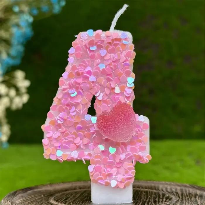 Bougies en forme de coeur rose pour enfants et adultes, ideales pour les anniversaires et autres fêtes joyeuses occassions speciales
