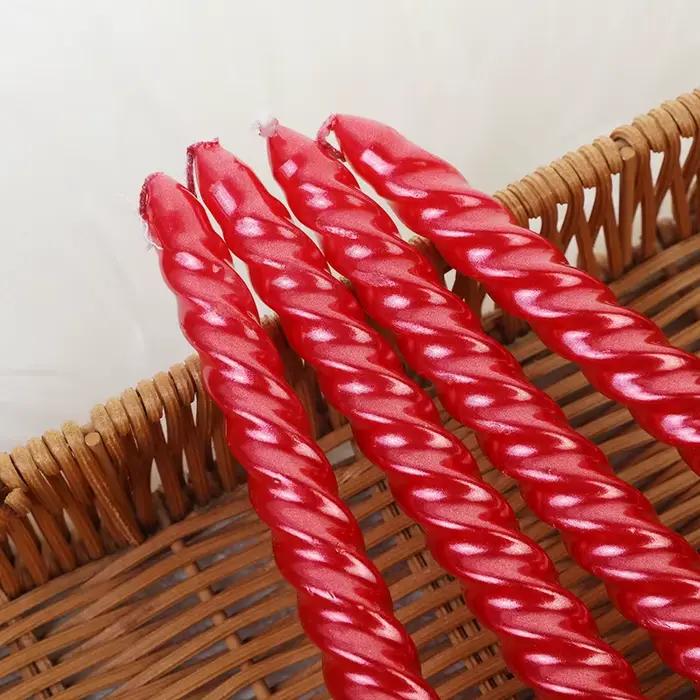 Paquet de 4 nouvelles bougies filetées colorées à longue tige européenne classique pour la maison romantique aux chandelles dîner mariage bougie sans fumée
