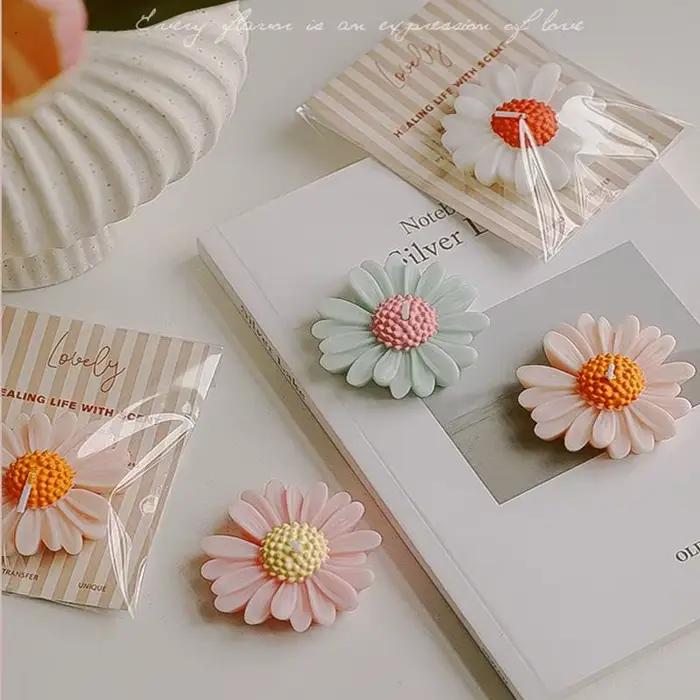 Bougie Daisy en cire de soja faite à la main pour aromathérapie et décoration d'événements spéciaux comme les mariages et les anniversaires