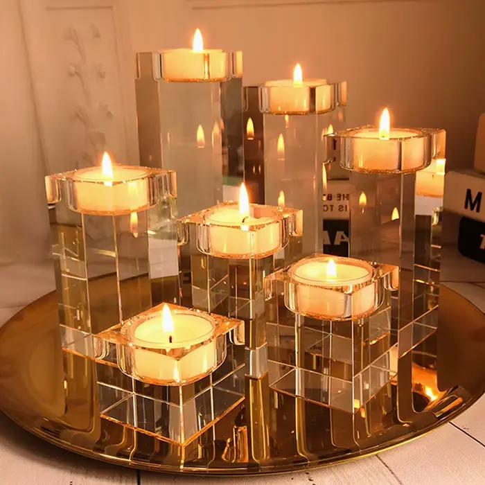 Bougeoirs en cristal clair modernes et romantiques pour décoration de maison et ambiance élégante à offrir pour divers événements