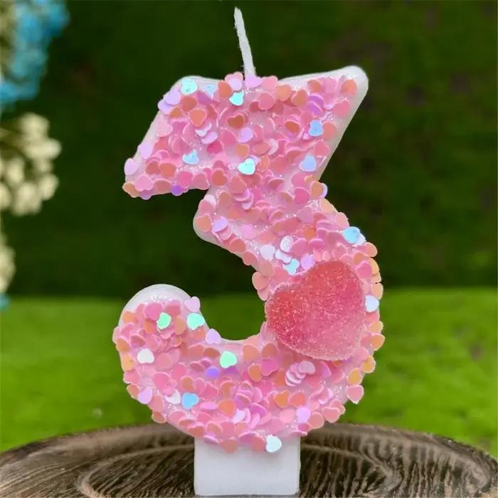 Bougies en forme de coeur rose pour enfants et adultes, ideales pour les anniversaires et autres fêtes joyeuses occassions speciales