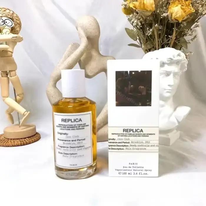 Parfum Woody Floral Perfume pour femmes avec atomiseur - The Fireplace - Haute Qualité - Notes Subtiles et Persistantes - Design Élégant - Pour Maison et Occasions Spéciales