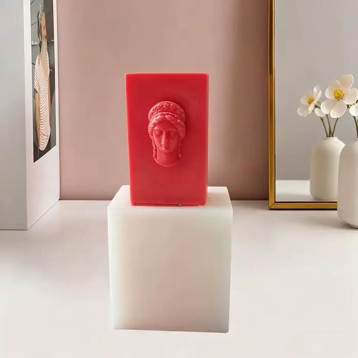 Moule à bougie de déesse Athènes pour création artisanale de bougies décoratives en gris clair ou vert clair style artistique et mythologique