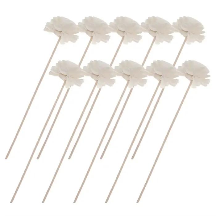 Bâtons de diffuseur en rotin avec dessus de fleurs