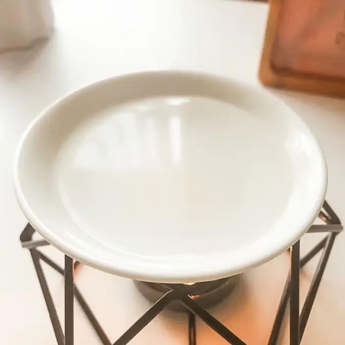 Brûleur d'arômes métallique pour éliminer les odeurs et décorer le salon romantique avec huile essentielle pour ambiance relaxante et élégance moderne