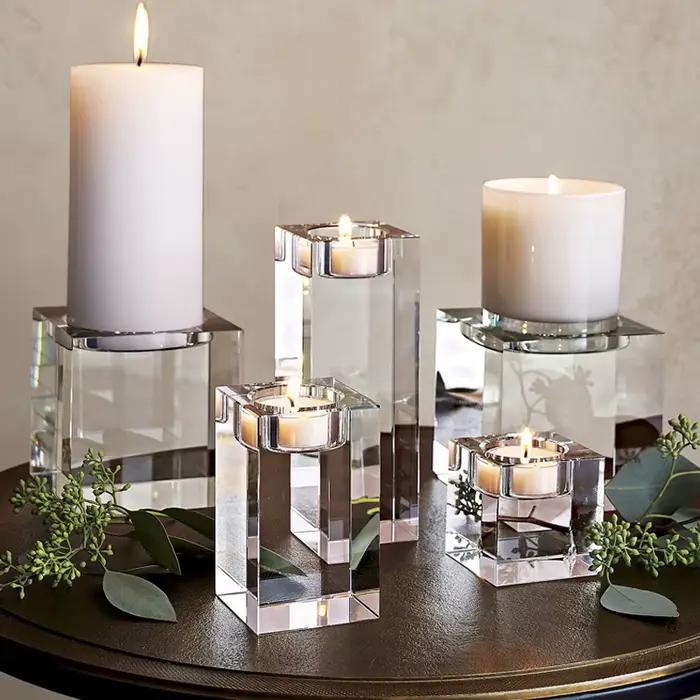 Bougeoirs en cristal clair modernes et romantiques pour décoration de maison et ambiance élégante à offrir pour divers événements