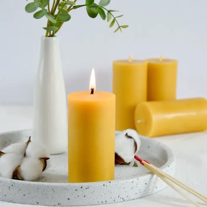 Lot de 4 bougies piliers en cire d'abeille naturelle 2 "x 4"