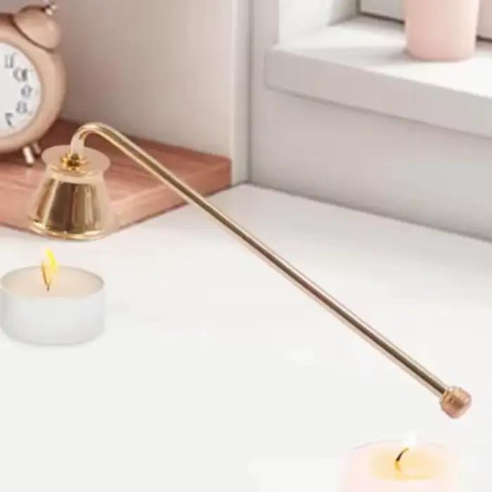 Extincteur de bougie en forme de cloche en fer pour la décoration intérieure et l'éteignoir de flamme pour les occasions spéciales