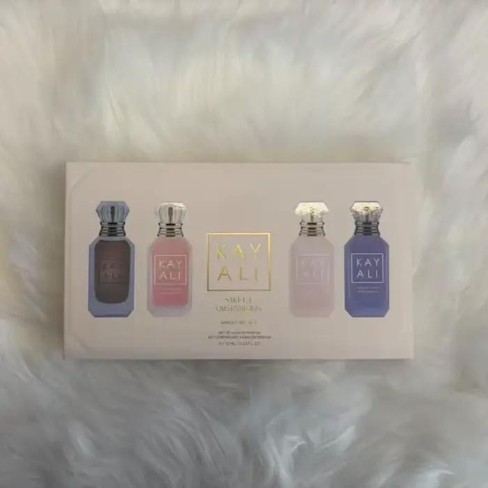 Coffret de parfums miniatures KAYALI 4 pièces avec notes gourmandes et florales pour femmes et hommes occasions spéciales et quotidienne