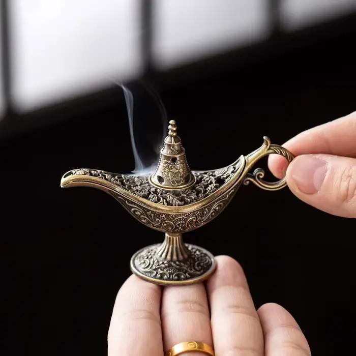 Brûleur d'encens en métal de style antique multifonction pour brûler encens ou parfum, bougeoir romantique et décoration d'intérieur pour maison ou bureau occasions spéciales