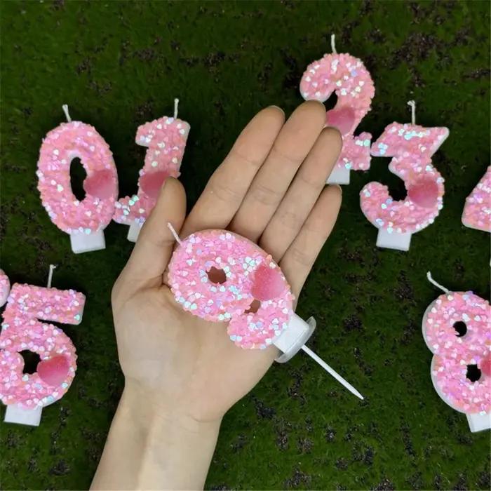 Bougies en forme de coeur rose pour enfants et adultes, ideales pour les anniversaires et autres fêtes joyeuses occassions speciales