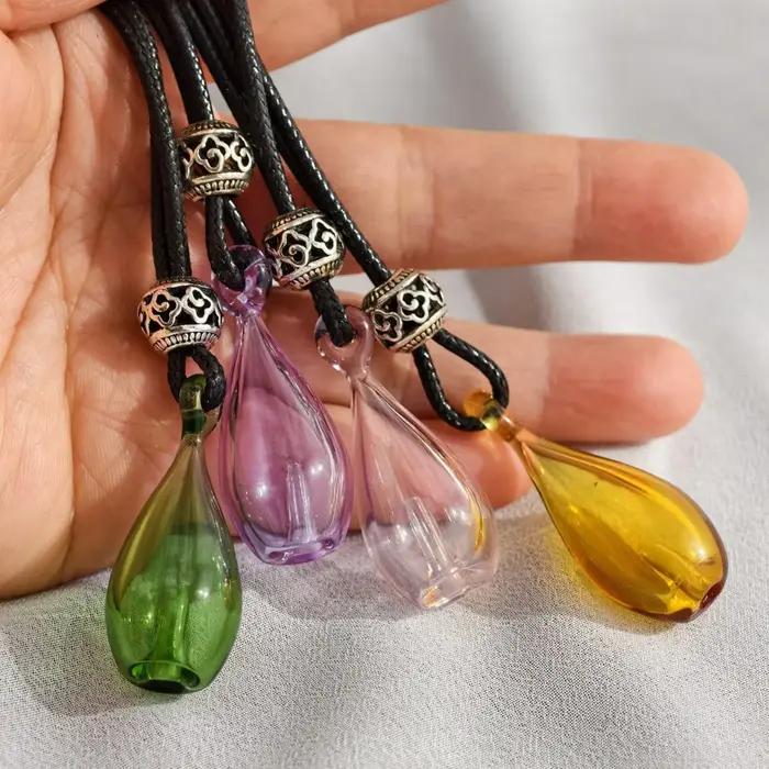 Collier en verre rechargeable pour huiles essentielles et parfums, pendentif aromathérapie pour femmes, bijou multifonctionnel avec chaîne réglable, cadeau occasion spéciale