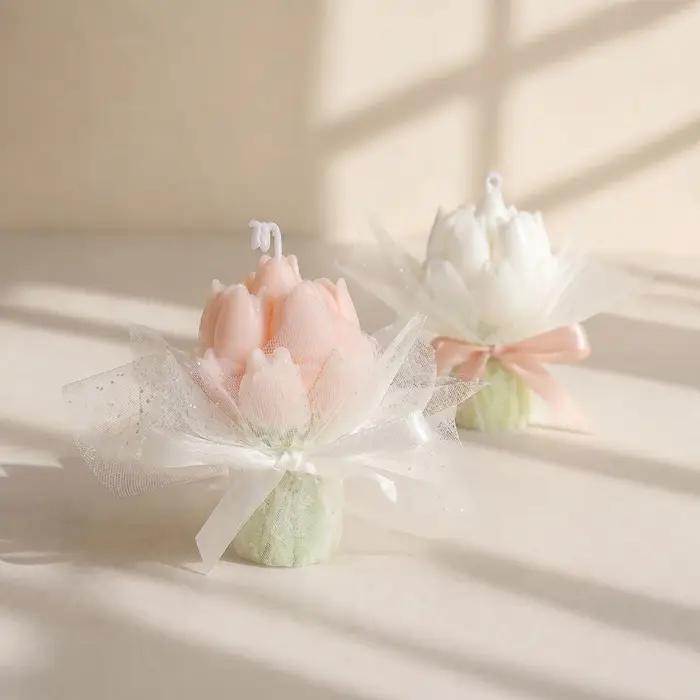 Bougie parfumée en forme de bouquet de tulipes