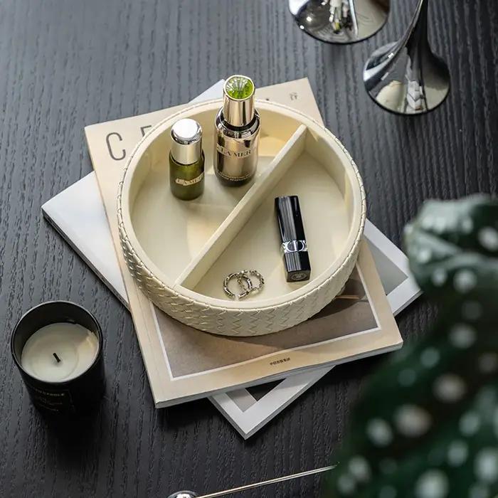 Plateau de parfum en cuir nordique de luxe rétro avec compartiments pour bijoux et parfums pour la maison et le bureau occasions spéciales