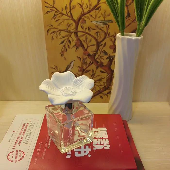 Diffuseur de fleurs en céramique fabriqué à la main