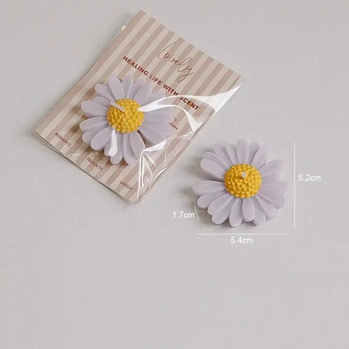 Bougie Daisy en cire de soja faite à la main pour aromathérapie et décoration d'événements spéciaux comme les mariages et les anniversaires