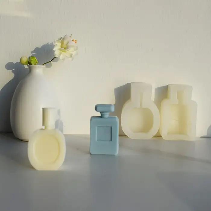 Petit moule à bougie en forme de flacon de parfum