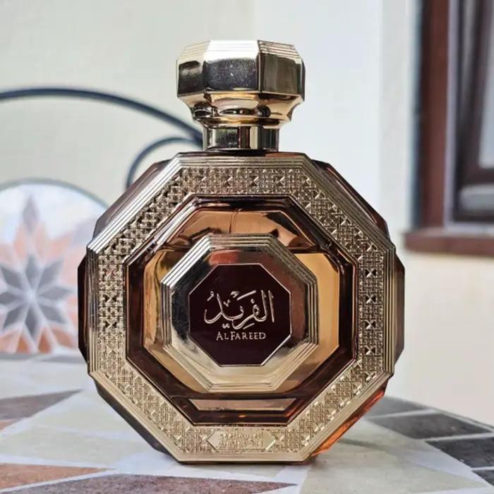 Parfum oriental unisexe Arabian Oud Al Fareed avec notes de vanille musc et patchouli pour homme occasions spéciales cadeaux de luxe