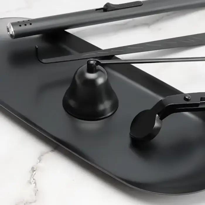 Kit d'outils d'extinction de bougies en métal noir avec ciseaux de coupe crochet plateau et outil d'allaitement pour ambiance chaleureuse et élégante à la maison