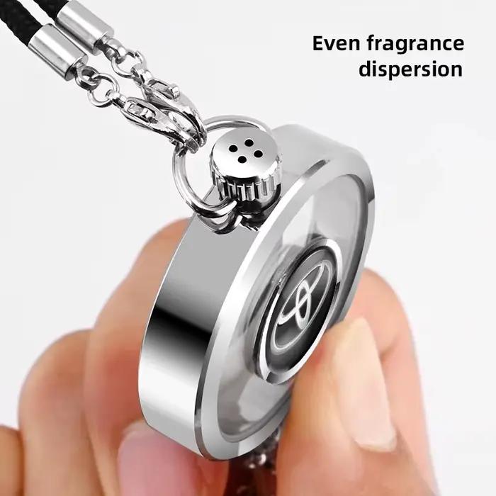Pendentif de parfum de voiture en cristal Nobility pour Toyota TRD Gazoo Racing Prius Prado Avensis Verso Sienna Avalon Camry Fortuner Highlander Mark-X occasions spéciales parfum subtil et durable design élégant et personnalisable pour intérieur et extérieur