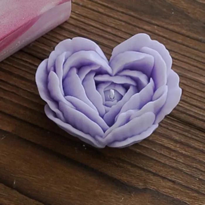 Bougie parfumée en forme de rose