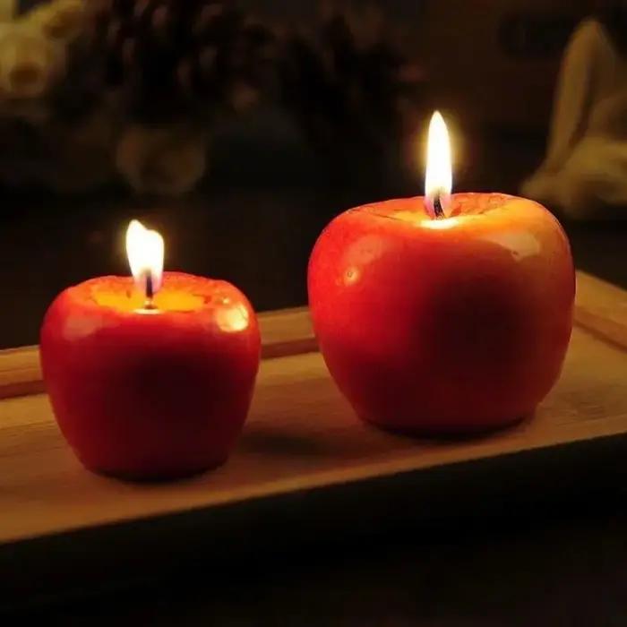 Bougie de noël en forme de pomme