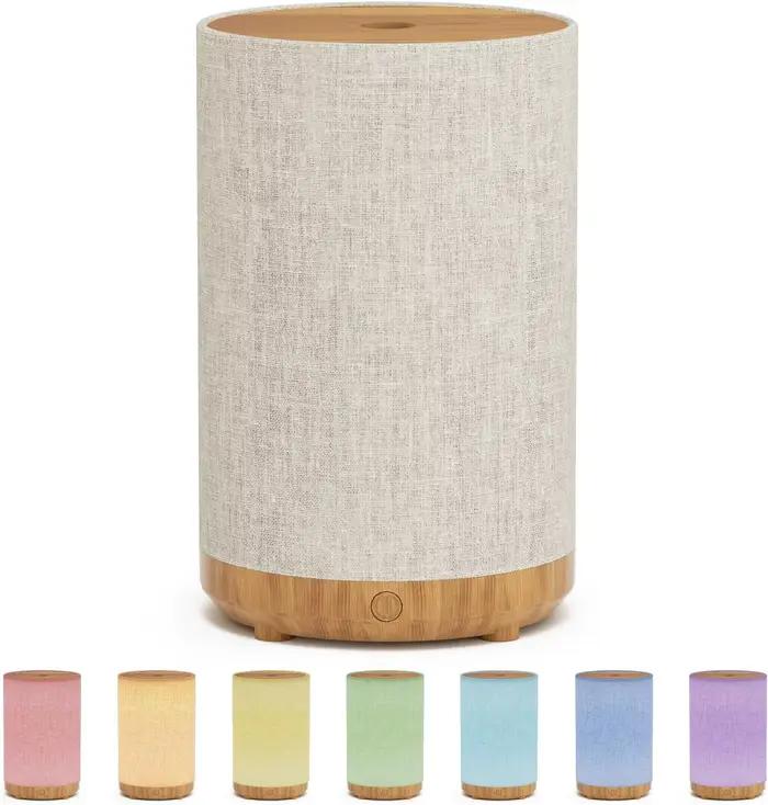Diffuseur d'huiles essentielles nouvelle génération 2026 pour la maison avec housse en tissu, diffuseur électrique ultrasonique compact avec lumière 8 couleurs