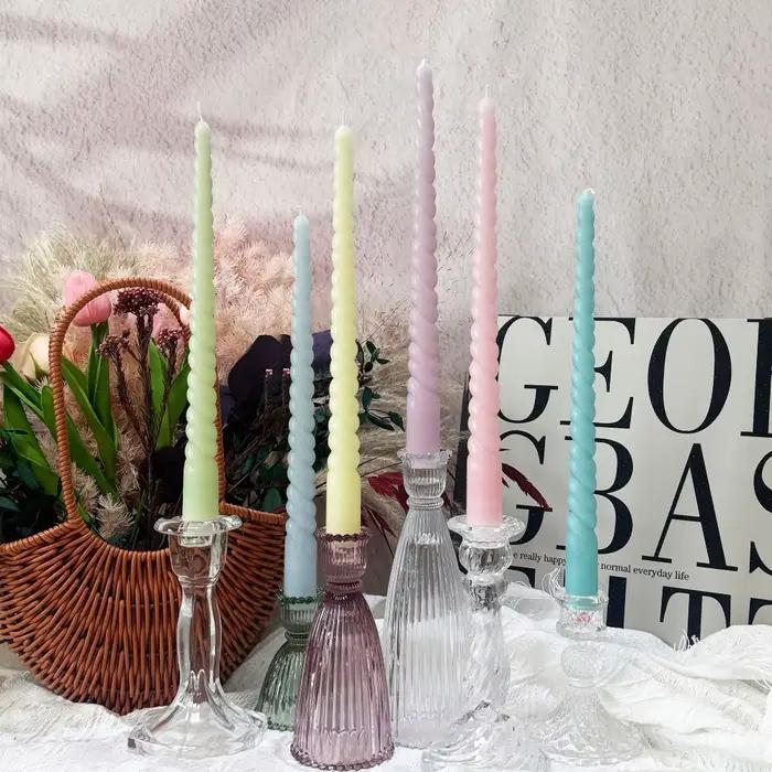 Boîte de 4 pièces, bougie conique filetée de couleur unie de 29 cm de long. Bougies longues pour fêtes de mariage