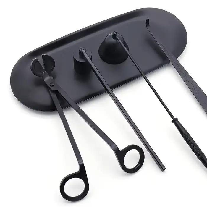 Outils d'extinction de bougies