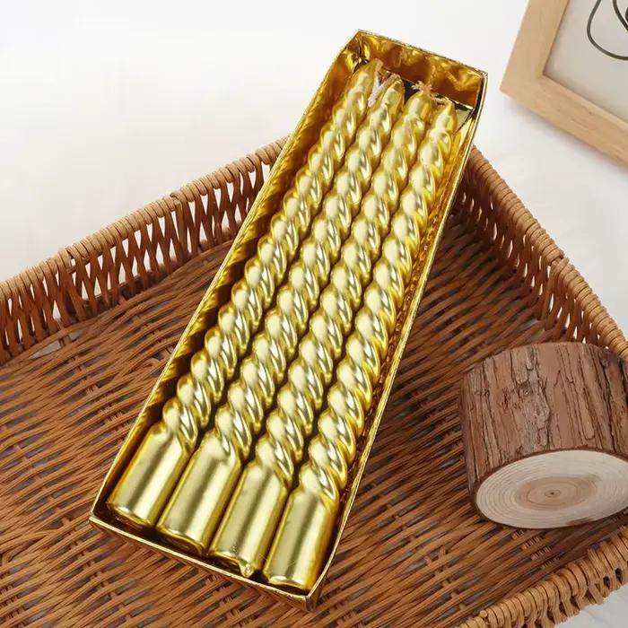 Paquet de 4 nouvelles bougies filetées colorées à longue tige européenne classique pour la maison romantique aux chandelles dîner mariage bougie sans fumée